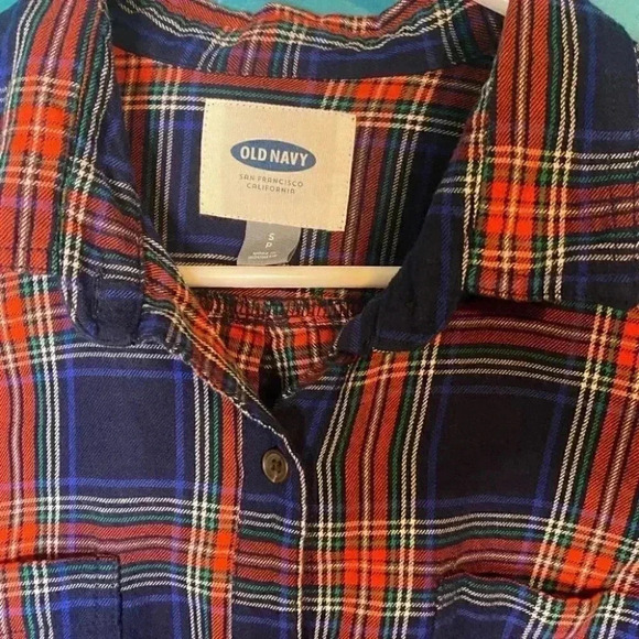 Old Navy Plaid Button Down Shirt - Picture 4 of 6